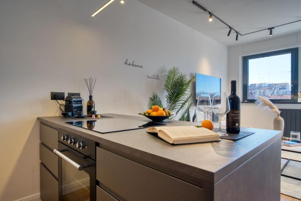 Italianflat - Canal Couture, Navigli Luxury Retreat Milán Exteriér fotografie