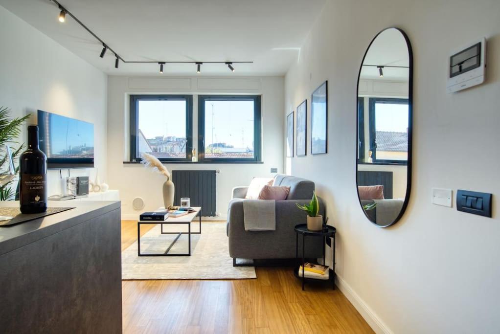 Italianflat - Canal Couture, Navigli Luxury Retreat Milán Exteriér fotografie